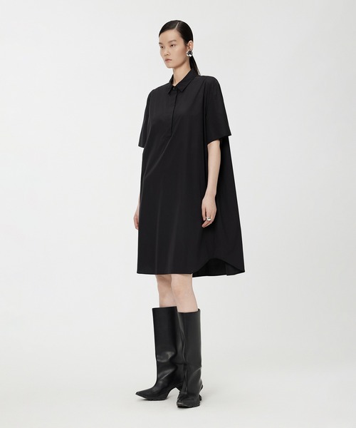 JNBY（ジェーエヌビーワイ）の「Versatile A-Line Shirt Dress（シャツワンピース・レディース・ブラック/ベージュ・38/36）」の4枚目の写真