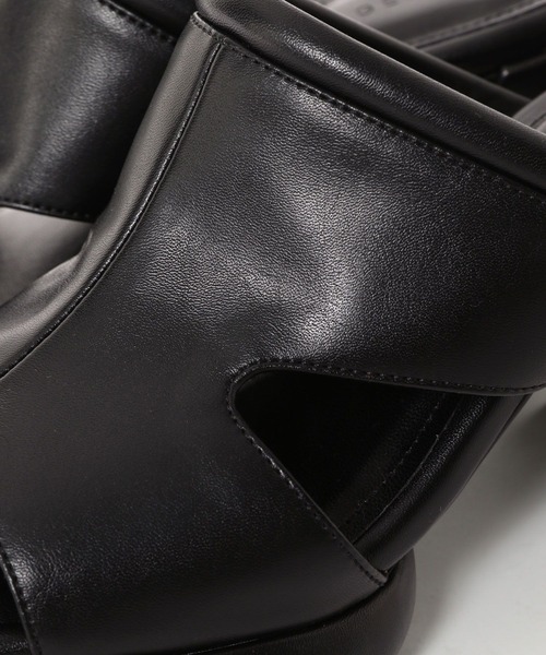 PAGEBOY（ページボーイ）の「ラウンドソールサンダル（サンダル・レディース・ブラック/シルバー系その他・MEDIUM/LARGE）」の3枚目の写真