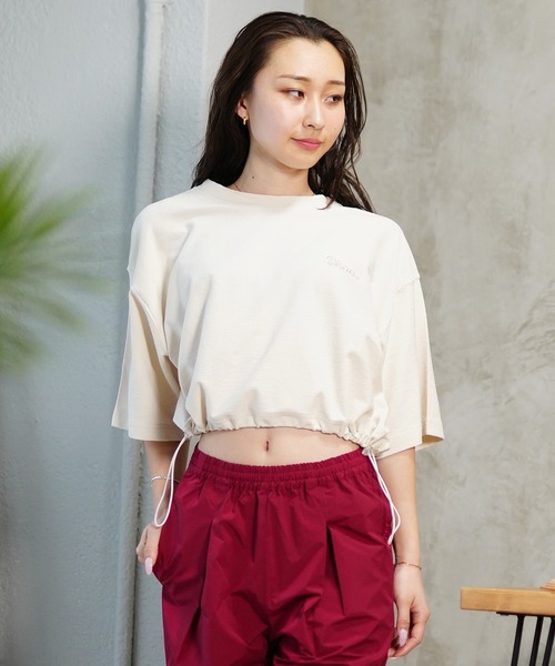DISCUS ATHLETIC(ディスカス アスレチック)の「DISCUS ATHLETIC/ディスカスアスレチック Tシャツ 半袖 梨地 裾ドロスト ワンポイント ロゴ 刺繍 4287-1976(Tシャツ/カットソー・レディース・ブラック/アイボリー/サックスブルー/ライトグリーン/コーラルピンク・FREE)」の7枚目の写真