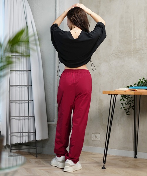 DISCUS ATHLETIC(ディスカス アスレチック)の「DISCUS ATHLETIC/ディスカスアスレチック Tシャツ 半袖 梨地 裾ドロスト ワンポイント ロゴ 刺繍 4287-1976(Tシャツ/カットソー・レディース・ブラック/アイボリー/サックスブルー/ライトグリーン/コーラルピンク・FREE)」の16枚目の写真
