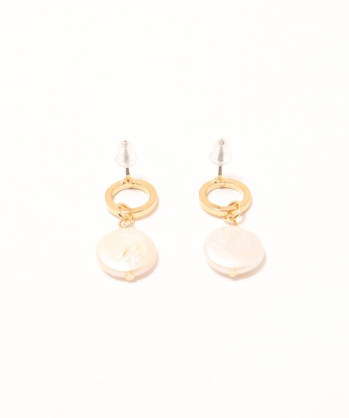 NOLLEY’S(ノーリーズ)の「ラウンド淡水パールリングピアス(ピアス(両耳用)・レディース・ゴールド・FREE)」の4枚目の写真