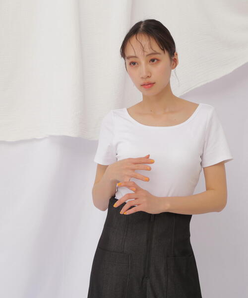 JILL by JILL STUART（ジルバイジルスチュアート）の「◇《JILL by BASIC》カップ付きTシャツ（Tシャツ/カットソー・レディース・ベージュ/ホワイト/グレー系その他・FREE）」の5枚目の写真