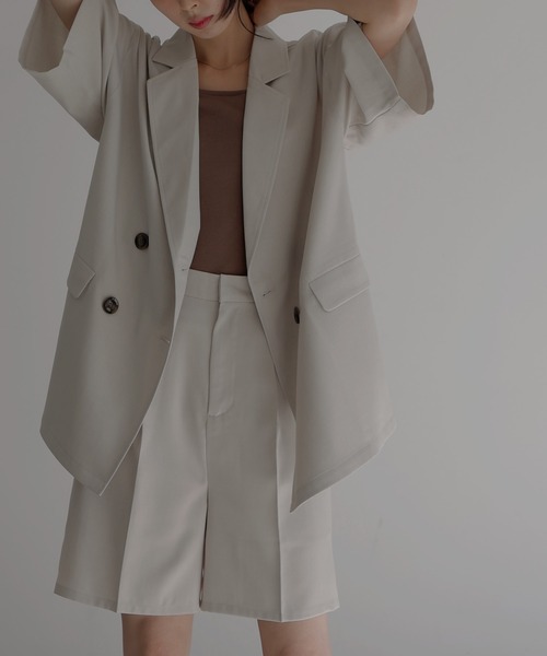 LIAN（リアン）の「ハーフスリーブテーラージャケット（テーラードジャケット・レディース・チャコールグレー/アイボリー/ベージュ/ブラック・FREE）」の7枚目の写真