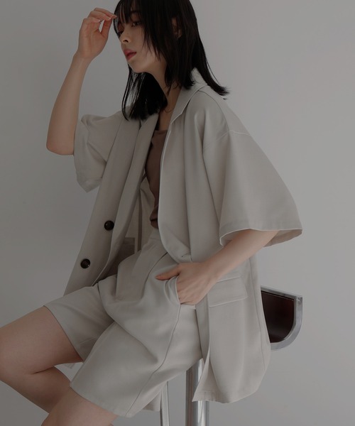 LIAN（リアン）の「ハーフスリーブテーラージャケット（テーラードジャケット・レディース・チャコールグレー/アイボリー/ベージュ/ブラック・FREE）」の9枚目の写真