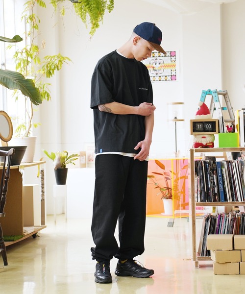 Lulu ＆ Arnie（るるあんどあーにー）の「Public Object / パブリック オブジェクト SS EMBROIDERY TEE SWW #1 半袖 刺繍 Tシャツ（Tシャツ/カットソー・メンズ・ホワイト/ブラック・LARGE/MEDIUM）」の12枚目の写真