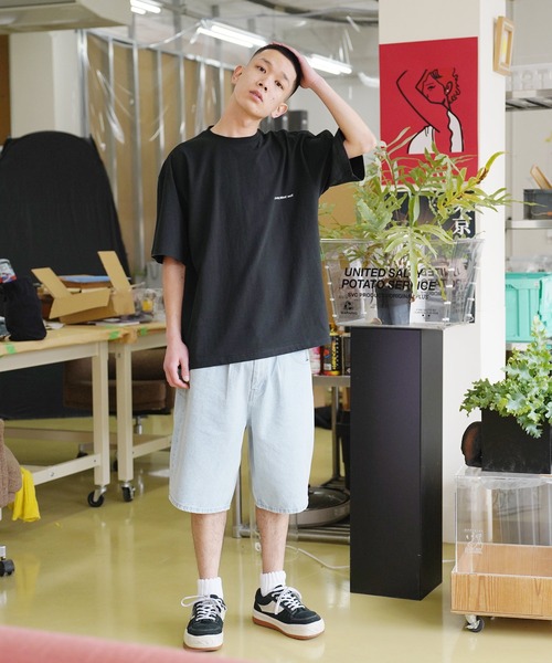 Lulu ＆ Arnie（るるあんどあーにー）の「Public Object / パブリック オブジェクト SS EMBROIDERY TEE SWW #1 半袖 刺繍 Tシャツ（Tシャツ/カットソー・メンズ・ホワイト/ブラック・LARGE/MEDIUM）」の13枚目の写真