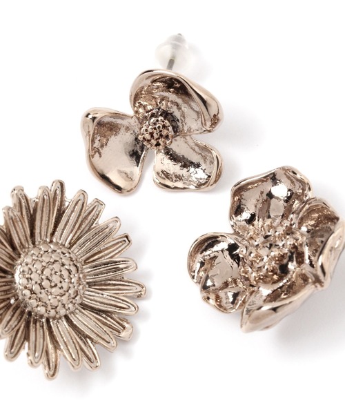 niko and...（ニコアンド）の「メタルフラワーピアス（ピアス（両耳用）・レディース・その他3/その他2/その他1・0）」の4枚目の写真