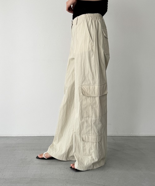 CANAL JEAN(キャナルジーン)の「El mar ナイロン混カーゴパンツ(カーゴパンツ・レディース・ベージュ/ネイビー・ONE SIZE)」の11枚目の写真