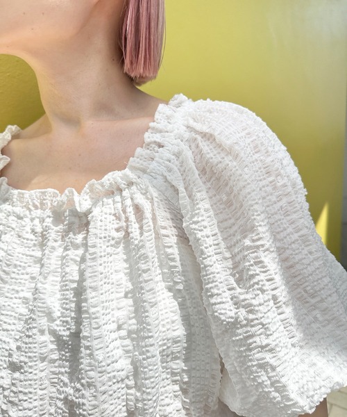 Alley by w closet（アリーバイダブルクローゼット）の「【Alley/2WAY】デコルテキレイ見えフリル＆ギャザーブラウス（シャツ/ブラウス・レディース・ミント/オフホワイト・FREE）」の6枚目の写真