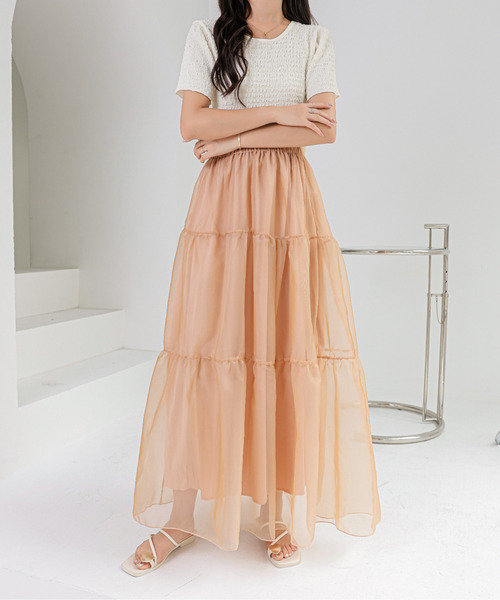 ECLIN（エクラン）の「シアーティアードフレアスカート（スカート・レディース・チャコールグレー/ベージュ/ブラック・S/M/L）」の17枚目の写真