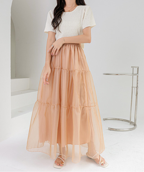 ECLIN（エクラン）の「シアーティアードフレアスカート（スカート・レディース・チャコールグレー/ベージュ/ブラック・S/M/L）」の16枚目の写真