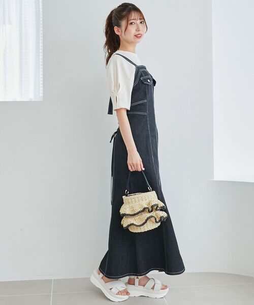 MAJESTIC LEGON（マジェスティックレゴン）の「レディシルエットステッチキャミワンピ（ワンピース・レディース・ブルー/ブラック・MEDIUM）」の12枚目の写真