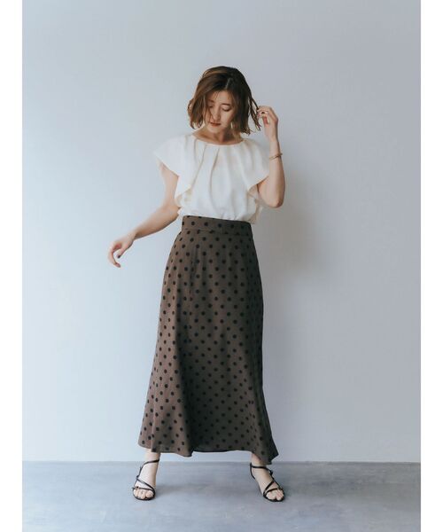 YECCA VECCA(イェッカヴェッカ)の「フレアブラウス(シャツ/ブラウス・レディース・ブラック/ライトブルー/オフホワイト・FREE)」の16枚目の写真
