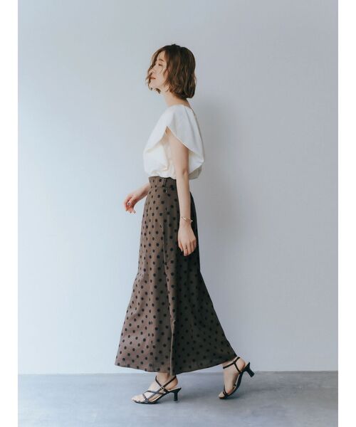 YECCA VECCA(イェッカヴェッカ)の「フレアブラウス(シャツ/ブラウス・レディース・ブラック/ライトブルー/オフホワイト・FREE)」の17枚目の写真