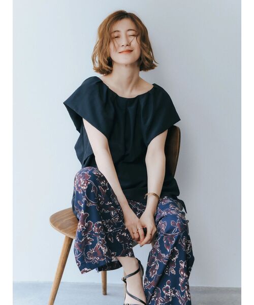 YECCA VECCA(イェッカヴェッカ)の「フレアブラウス(シャツ/ブラウス・レディース・ブラック/ライトブルー/オフホワイト・FREE)」の20枚目の写真