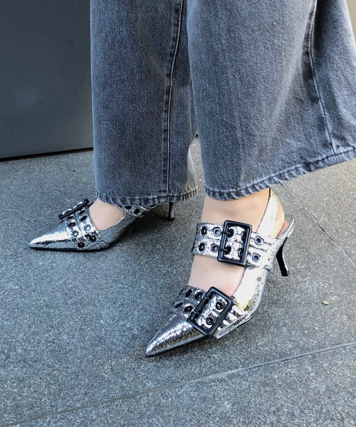 Jeffrey Campbell（ジェフリーキャンベル）の「ダブルベルトパンプス（パンプス・レディース・ブラック/シルバー・37/36/35/39/38）」の5枚目の写真