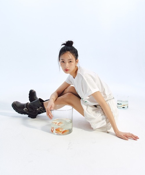 LOWBI（ロウビ）の「LOWBI／ダンデライオンT（Tシャツ/カットソー・レディース・ネイビー/その他1/その他2・FREE）」の4枚目の写真