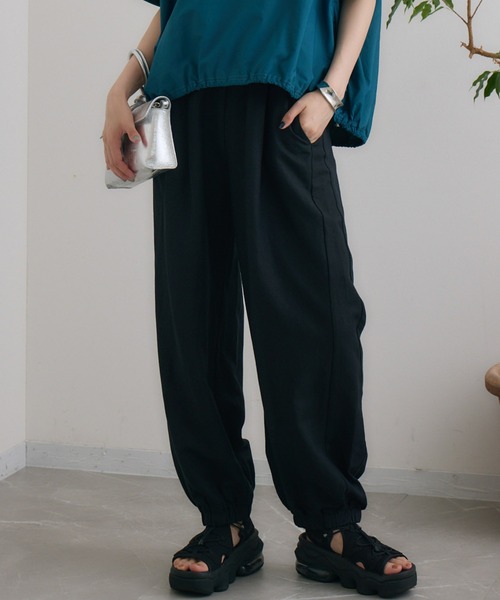 SUGAR ROSE（シュガーローズ）の「SUGAR ROSE ソフトパラシュートパンツ（その他パンツ・レディース・ベージュ/ブラック/チャコールグレー・FREE）」の2枚目の写真