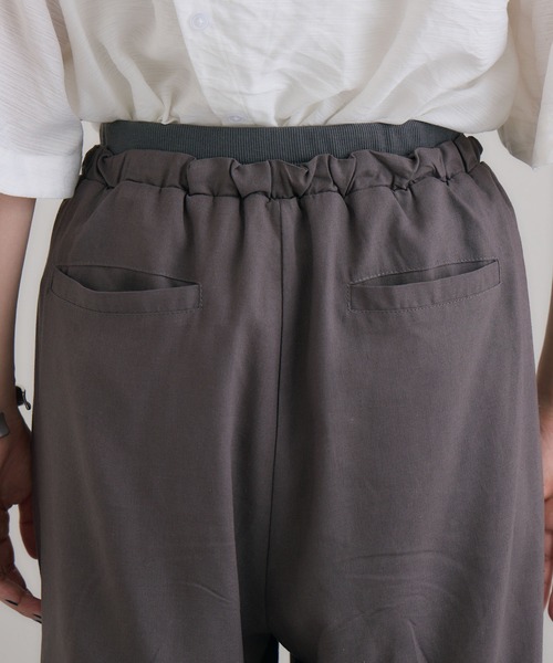 SUGAR ROSE（シュガーローズ）の「SUGAR ROSE ソフトパラシュートパンツ（その他パンツ・レディース・ベージュ/ブラック/チャコールグレー・FREE）」の12枚目の写真