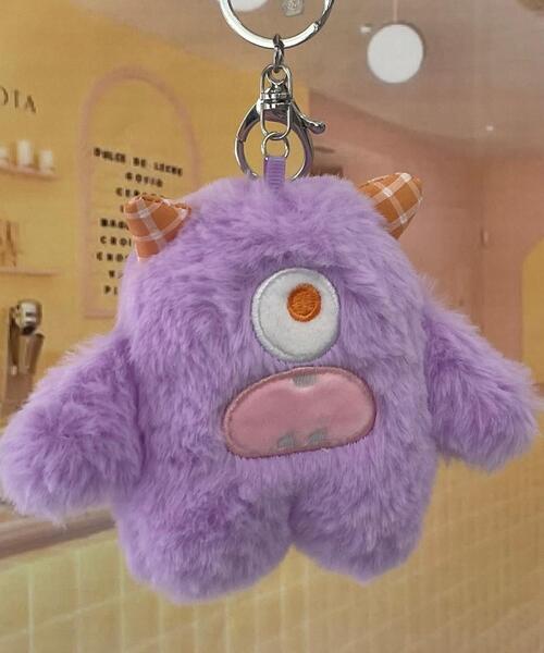 WEGO(ウィゴー)の「WEGO/びっくりモンスターぬいぐるみキーホルダー(キーホルダー・レディース・グリーン/ピンク/パープル・FREE)」の2枚目の写真