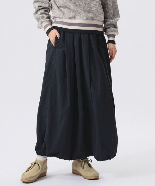 Gramicci × BEAMS BOY 別注 バルーンスカート ブラック BEAMS BOY（ビームスボーイ）の「Gramicci × BEAMS BOY / 別注
