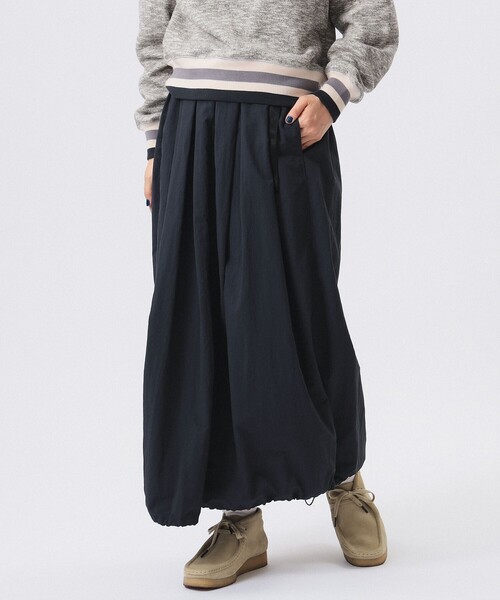BEAMS BOY(ビームスボーイ)の「Gramicci × BEAMS BOY / 別注 バルーン スカート(スカート・レディース・ブラック/ネイビー・ONE SIZE)」の9枚目の写真