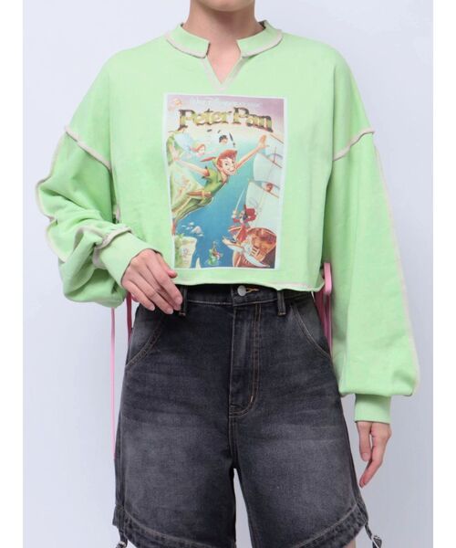 jouetie（ジュエティ）の「【ディズニーコレクション】サイドリボンクロップドプルオーバー（スウェット・レディース・レッド/グリーン/グレー・MEDIUM）」の2枚目の写真