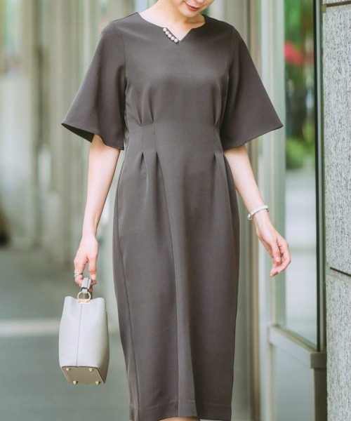 7days Life Styling(セブンデイズライフスタイリング)の「ダブルクロスキーネックコクーンワンピース(ワンピース・レディース・ベージュ/ネイビー/チャコール・LL/L/M/S)」の8枚目の写真