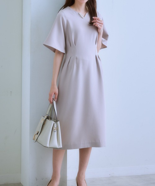 7days Life Styling(セブンデイズライフスタイリング)の「ダブルクロスキーネックコクーンワンピース(ワンピース・レディース・ベージュ/ネイビー/チャコール・LL/L/M/S)」の13枚目の写真