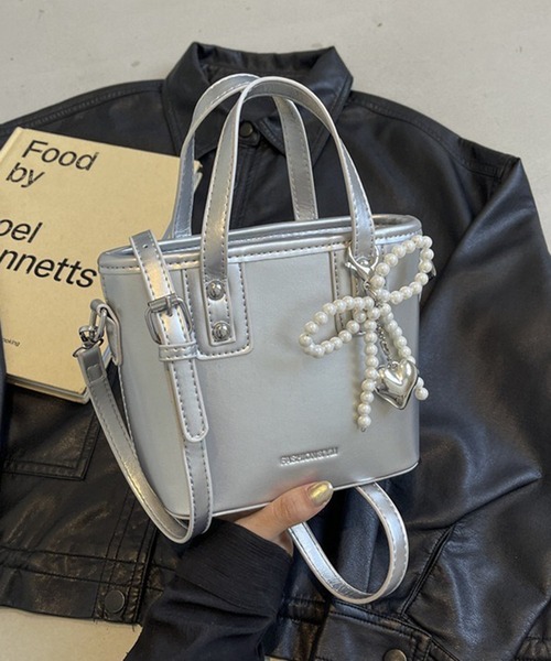 Teem Store(チームストア)の「PUミニバケツ ショルダー ハンドバッグ(ショルダーバッグ・レディース・シルバー/レッド/ホワイト/ブラック・FREE)」の19枚目の写真