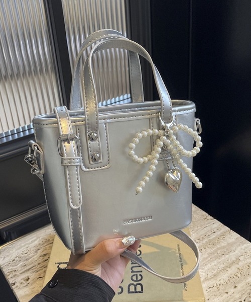 Teem Store(チームストア)の「PUミニバケツ ショルダー ハンドバッグ(ショルダーバッグ・レディース・シルバー/レッド/ホワイト/ブラック・FREE)」の18枚目の写真