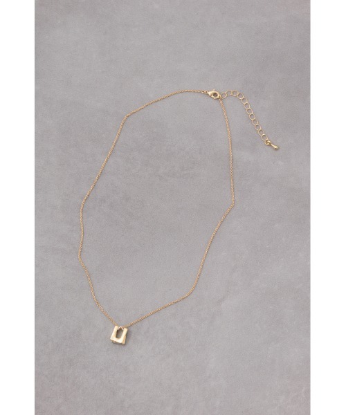 AZUL by moussy（アズールバイマウジー）の「スクエアメタルオーバーラップネックレス（ネックレス・レディース・シルバー/ゴールド系その他・FREE）」の5枚目の写真