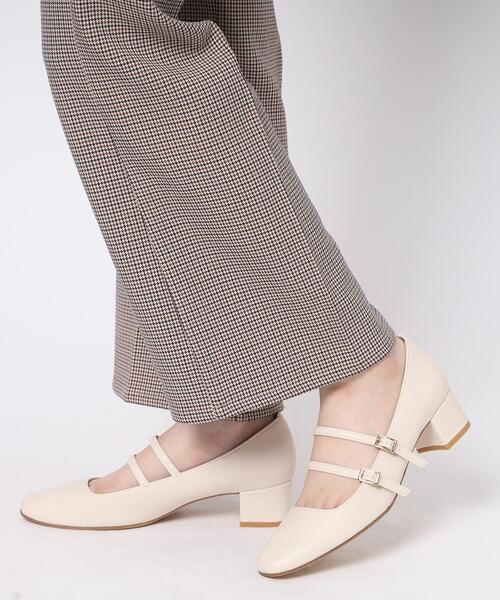 ESPERANZA（エスペランサ）の「ダブルストラップパンプス（パンプス・レディース・アイボリー/ブラック/ブラック系1・22.5cm/23.0cm/23.5cm/24.0cm/24.5cm/22.0cm）」の18枚目の写真