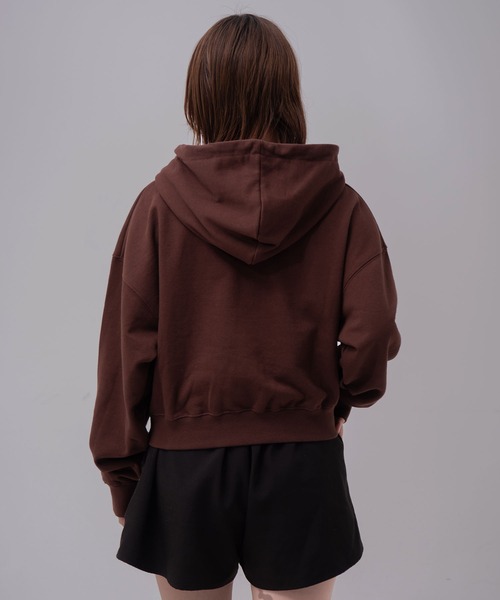 パーカー 「mahagrid/マハグリッド」MGD SERIF LOGO CROP HOODIE/セリフロゴ クロップ プルオーバーパーカー レディー MAHAGRID パーカー 「mahagrid/マハグリッド」MGD SERIF LOGO