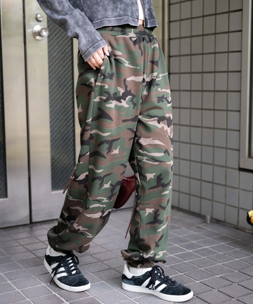 WEGO(ウィゴー)の「WEGO/ラインストーンロゴスウェットパンツ(スウェットパンツ・レディース・ブラック/その他1・FREE)」の11枚目の写真