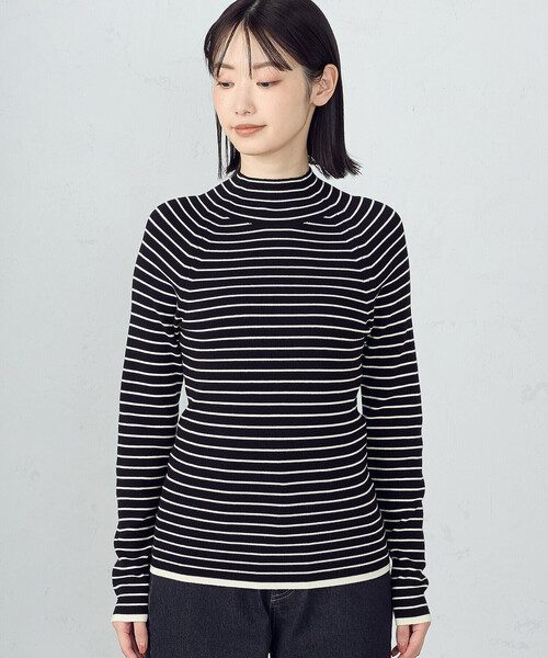COMME CA ISM(コムサイズム)の「ベーシックリブ ボーダー ハイネックニット(ニット/セーター・レディース・ホワイト×ブラック/ブラック×ホワイト・MEDIUM/LARGE)」の4枚目の写真