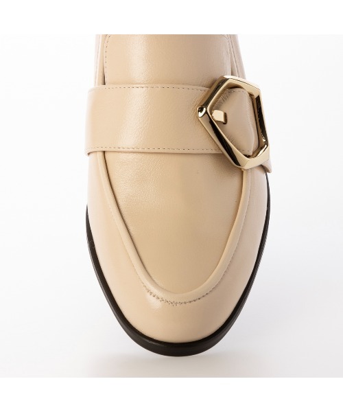 Mode et Jacomo（モードエジャコモ）の「バックルヒールローファー（ローファー・レディース・ブラック/ライトベージュ/ダークブラウン・22.5cm/23cm/23.5cm/24cm/24.5cm）」の11枚目の写真