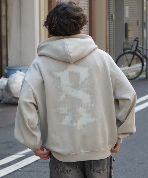 ILL'S(イルズ)の「ヴィンテージライク ピグメント加工 ビッグシルエット フェードバックプリント / カットオフフロント刺繍 プリントパーカー フーディー ユニセックス【ILL'S】(パーカー・メンズ・チャコールグレー/ベージュ系その他/ブラウン/ベージュ/ブラウン系その他/グレー系・L/M)」の5枚目の写真