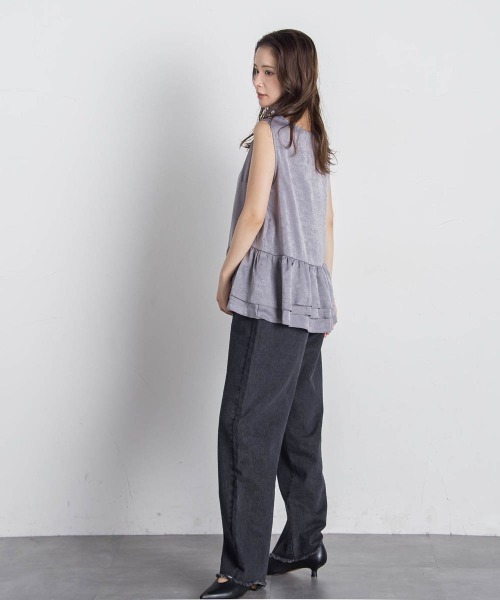 VICKY(ビッキー)の「【アンサンブル】サイドスリット+ティアードタンク≪洗濯機で洗える≫(Tシャツ/カットソー・レディース・ホワイト/ブラック/ブラック系その他/ライトグレー・M)」の13枚目の写真
