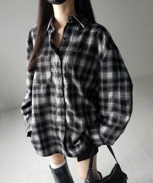 me+em select(ミームセレクト)の「ビッグシルエットブラックチェックネルシャツ / big silhouette black check flannel shirt(シャツ/ブラウス・レディース・ブラック・FREE)」の2枚目の写真