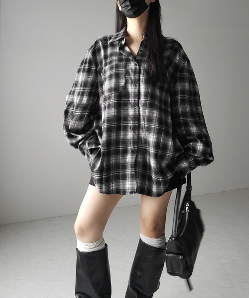 me+em select(ミームセレクト)の「ビッグシルエットブラックチェックネルシャツ / big silhouette black check flannel shirt(シャツ/ブラウス・レディース・ブラック・FREE)」の13枚目の写真