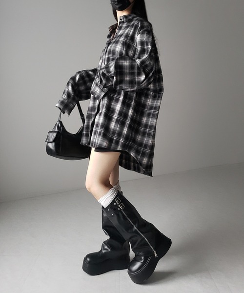 me+em select(ミームセレクト)の「ビッグシルエットブラックチェックネルシャツ / big silhouette black check flannel shirt(シャツ/ブラウス・レディース・ブラック・FREE)」の14枚目の写真