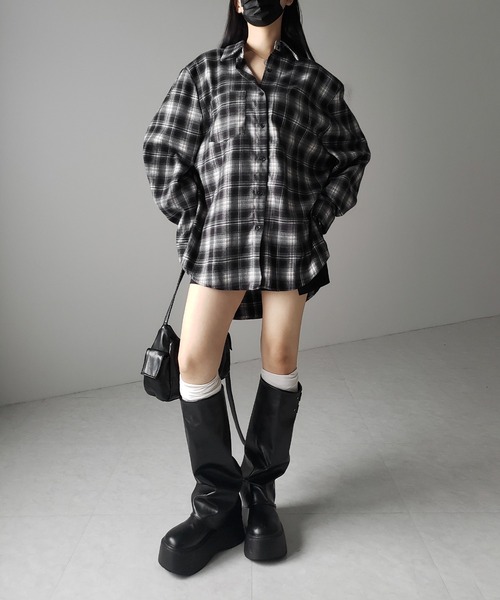 me+em select(ミームセレクト)の「ビッグシルエットブラックチェックネルシャツ / big silhouette black check flannel shirt(シャツ/ブラウス・レディース・ブラック・FREE)」の15枚目の写真