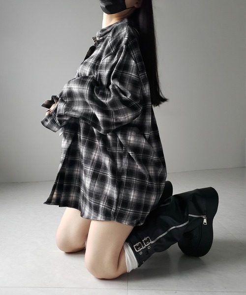 me+em select(ミームセレクト)の「ビッグシルエットブラックチェックネルシャツ / big silhouette black check flannel shirt(シャツ/ブラウス・レディース・ブラック・FREE)」の19枚目の写真