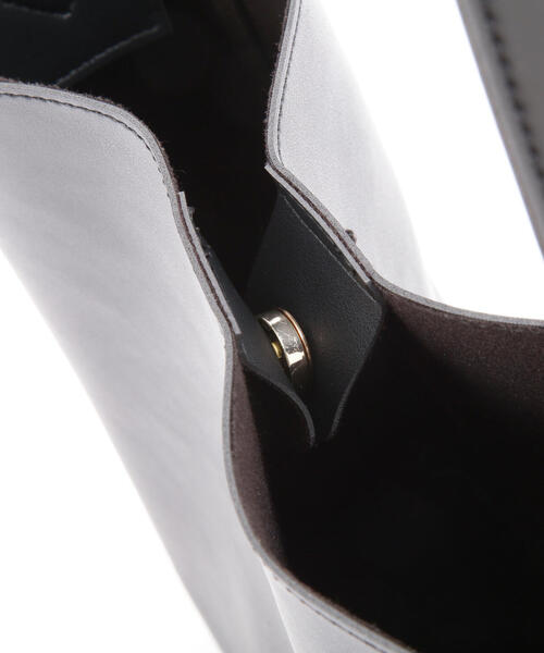 FREE'S MART（フリーズマート）の「◆ワンショルトート（トートバッグ・レディース・ブラック/ブラウン・ﾌﾘ-）」の9枚目の写真