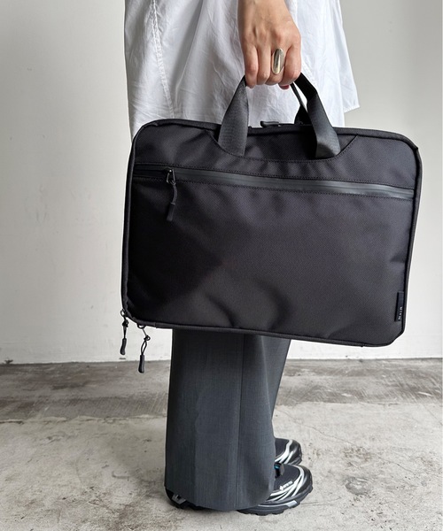 EM:NoiR Fab PC case（PC・タブレットケース）｜COMMON WARE（コモンウェアー）