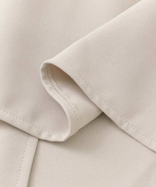 CHIGNON（シニヨン）の「CHIGNON　スリーブレイヤードドルマンブラウス（シャツ/ブラウス・レディース・ライトベージュ/ブラック・FREE）」の15枚目の写真