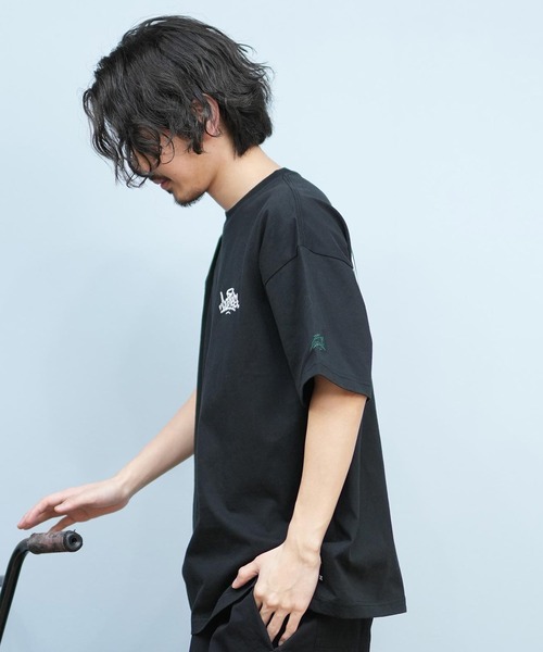 DC（ディーシー）の「DC/ディーシー 半袖Tシャツ バックプリント ルーズシルエット 25 GRAFFITTI SS DST251097（Tシャツ/カットソー・メンズ・ホワイト/ブラック・XL/L/M/XXL）」の14枚目の写真