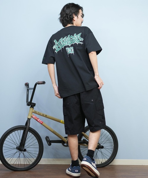 DC（ディーシー）の「DC/ディーシー 半袖Tシャツ バックプリント ルーズシルエット 25 GRAFFITTI SS DST251097（Tシャツ/カットソー・メンズ・ホワイト/ブラック・XL/L/M/XXL）」の19枚目の写真