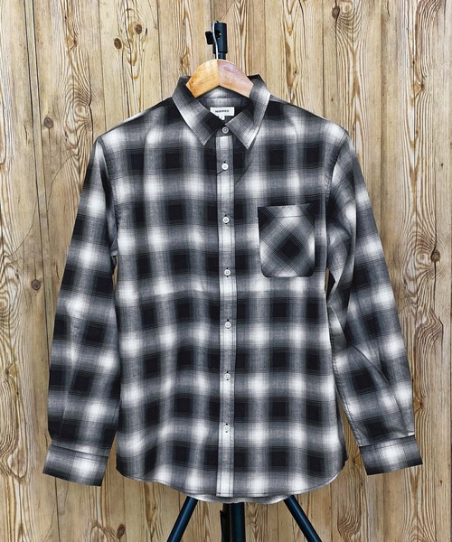 TopIsm（トップイズム）の「無地 チェック ストライプ ブロード長袖シャツ（シャツ/ブラウス・メンズ・ホワイト×ブルー/ブラック系その他2/ブラック/ホワイト/ブルー系その他/ブラック系その他/ブルー/ホワイト×ブラック/ネイビー/オレンジ・L/XL/M）」の5枚目の写真